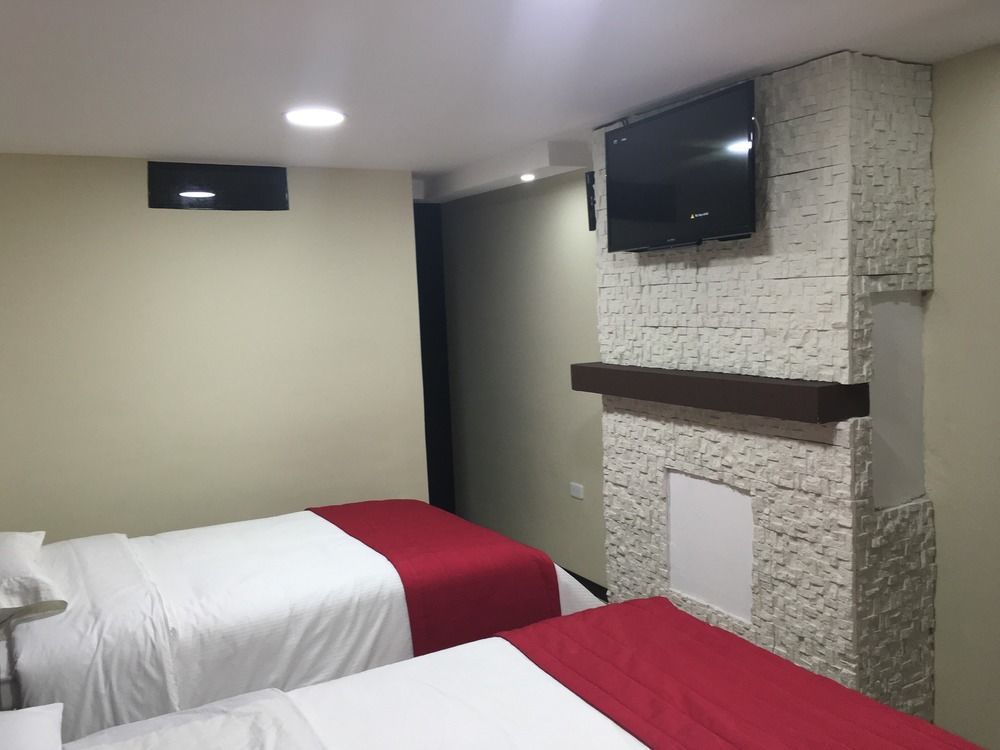 Hotel Imperial Ambato Exterior photo
